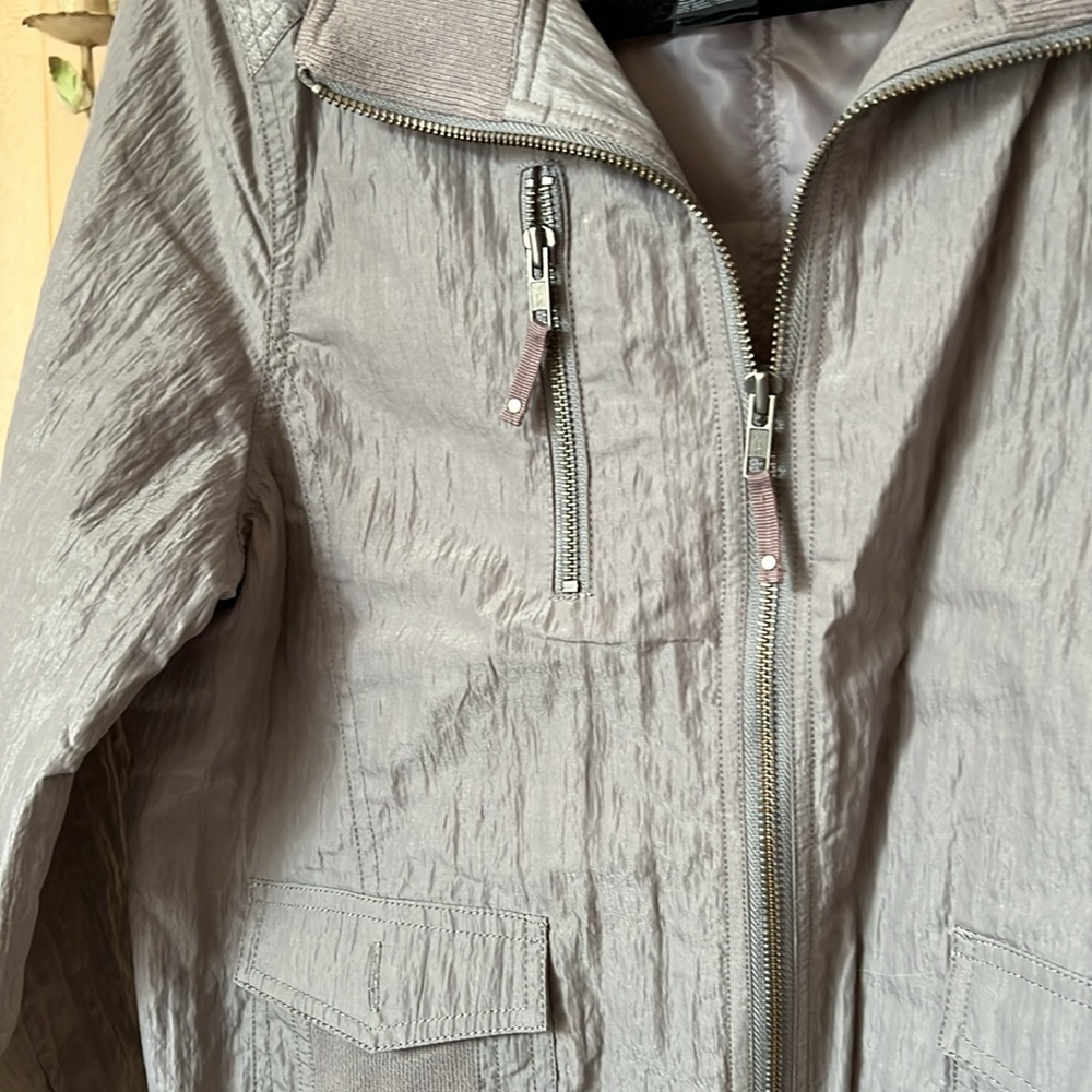 Beautiful Spring Jacket - Picture 2 of 7